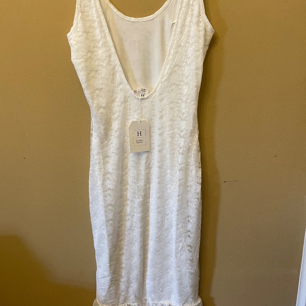 White lace bodycon midi drsa